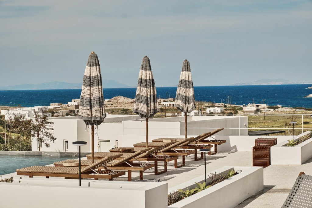 Ovea-Paros-luxury-hotel-suites-villas-naousa-09